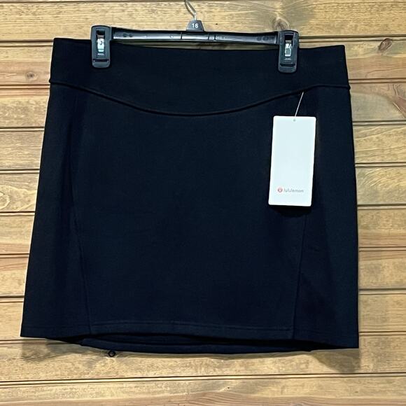 Lululemon Scuba HR Mini Skirt Light Black Size XL Above Knee NWT Athleisure - Picture 1 of 6